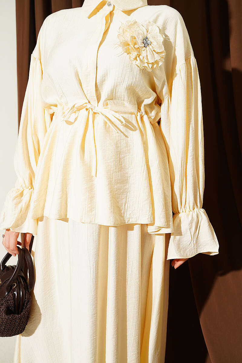 Skirt Set with Flower Brooch and Drawstring Waist - Lime