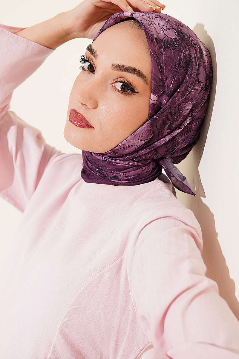 Floral Bamboo Crinkle Scarf - Magenta