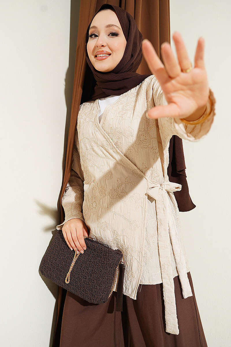 Floral Embroidered Kimono with Tie - Beige