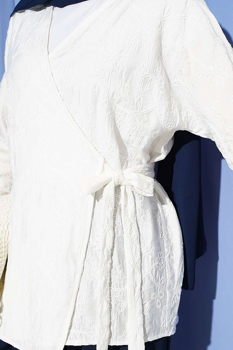 Floral Embroidered Kimono with Tie - White