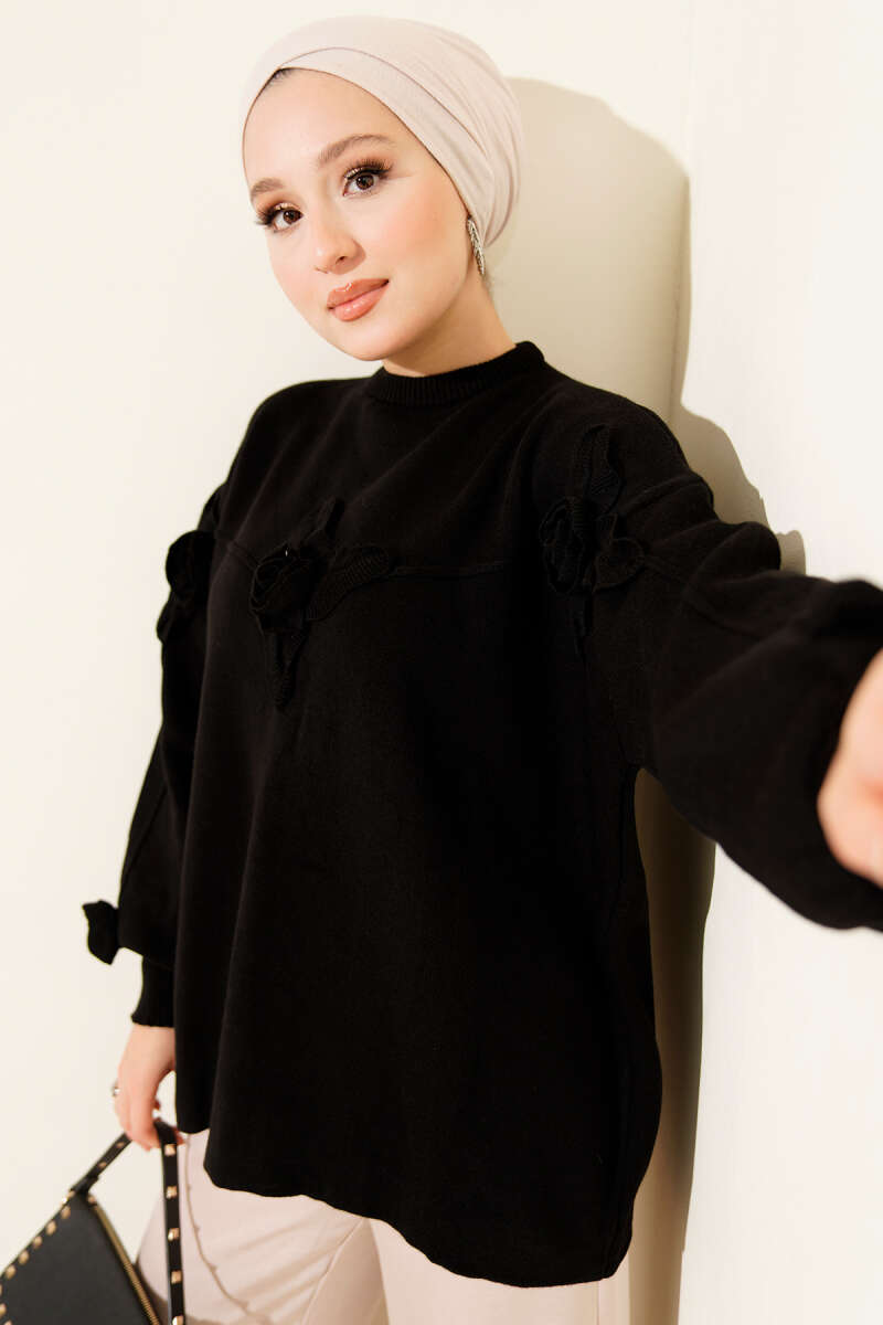Floral Embroidered Knit Sweater - Black