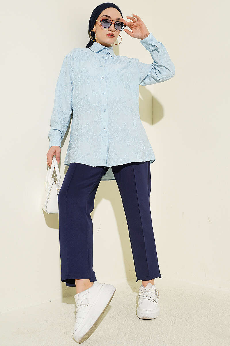 Basic Embossed Floral Shirt - Light Blue