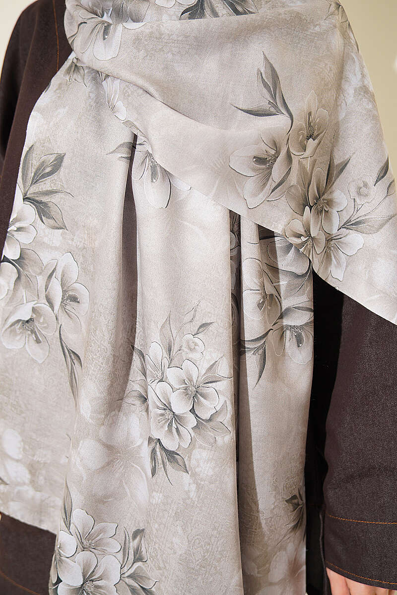 Floral Motif Shawl - Aqua Green