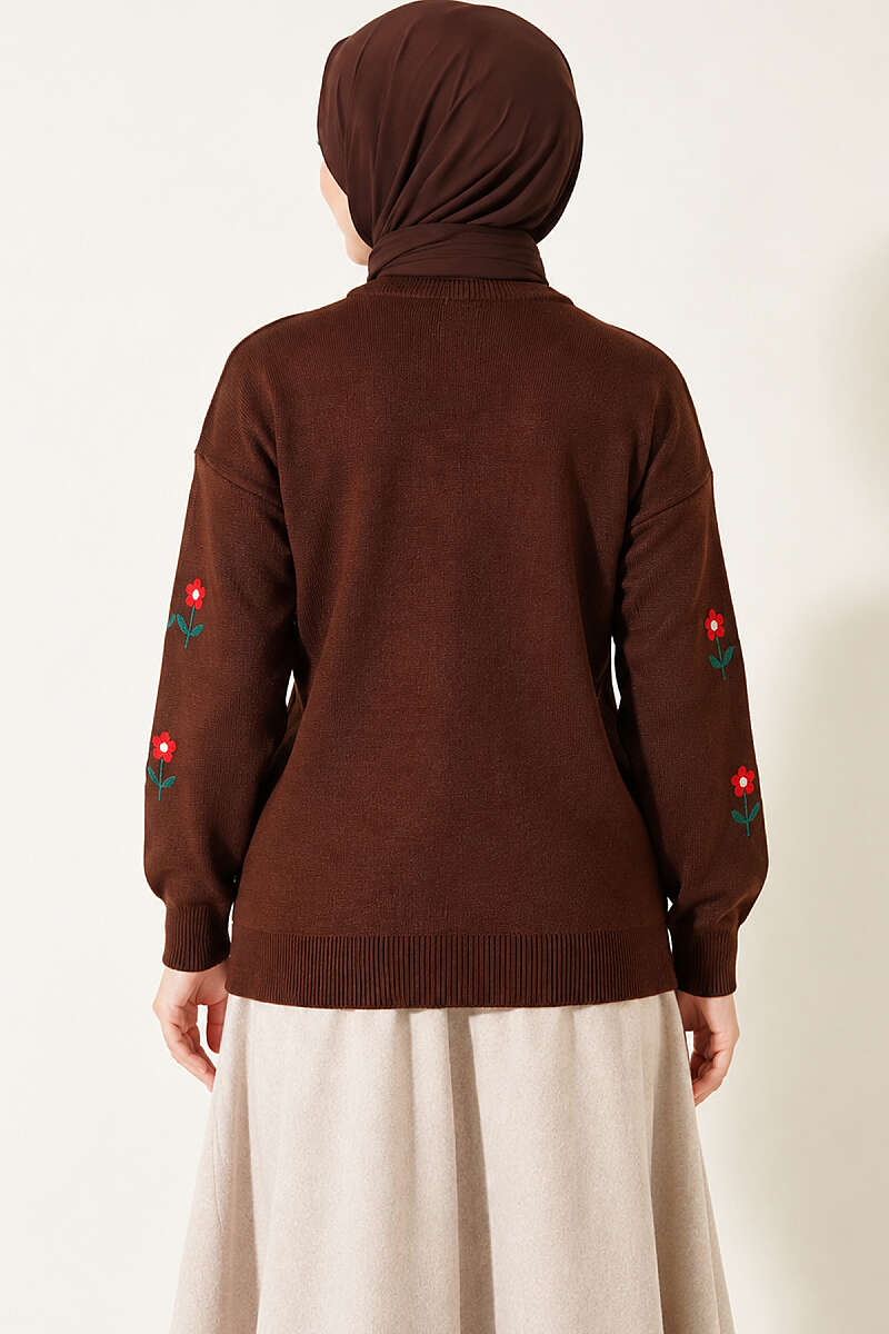 Floral Embroidered Knit Cardigan - Brown