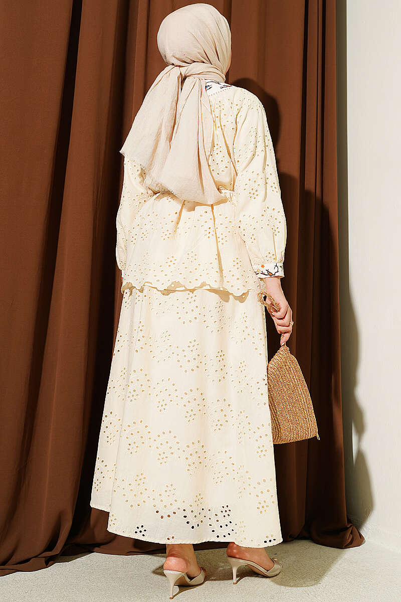 Floral Embroidered Broderie Two-Piece Skirt Set - Beige