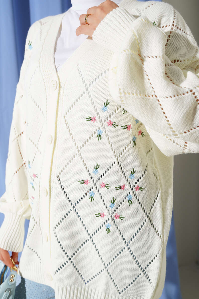 Floral Diamond-Pattern Knit Cardigan - Ecru