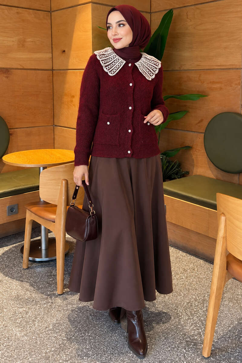 Knit Cardigan with Lace Collar and Two Pockets - Burgundy