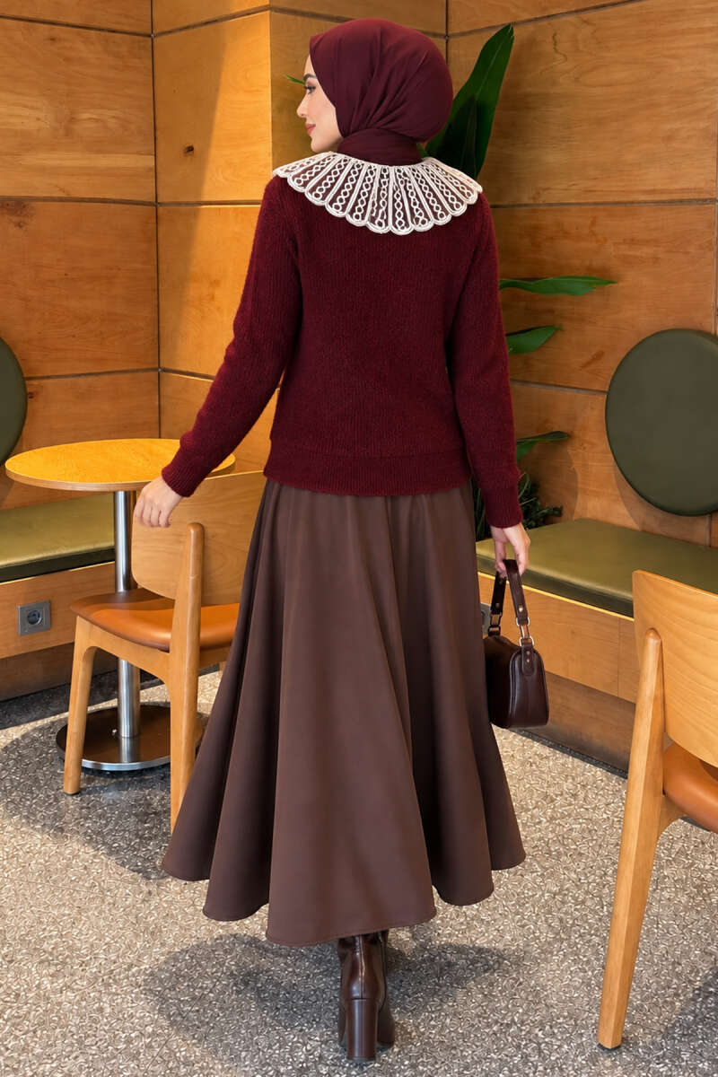 Knit Cardigan with Lace Collar and Two Pockets - Burgundy