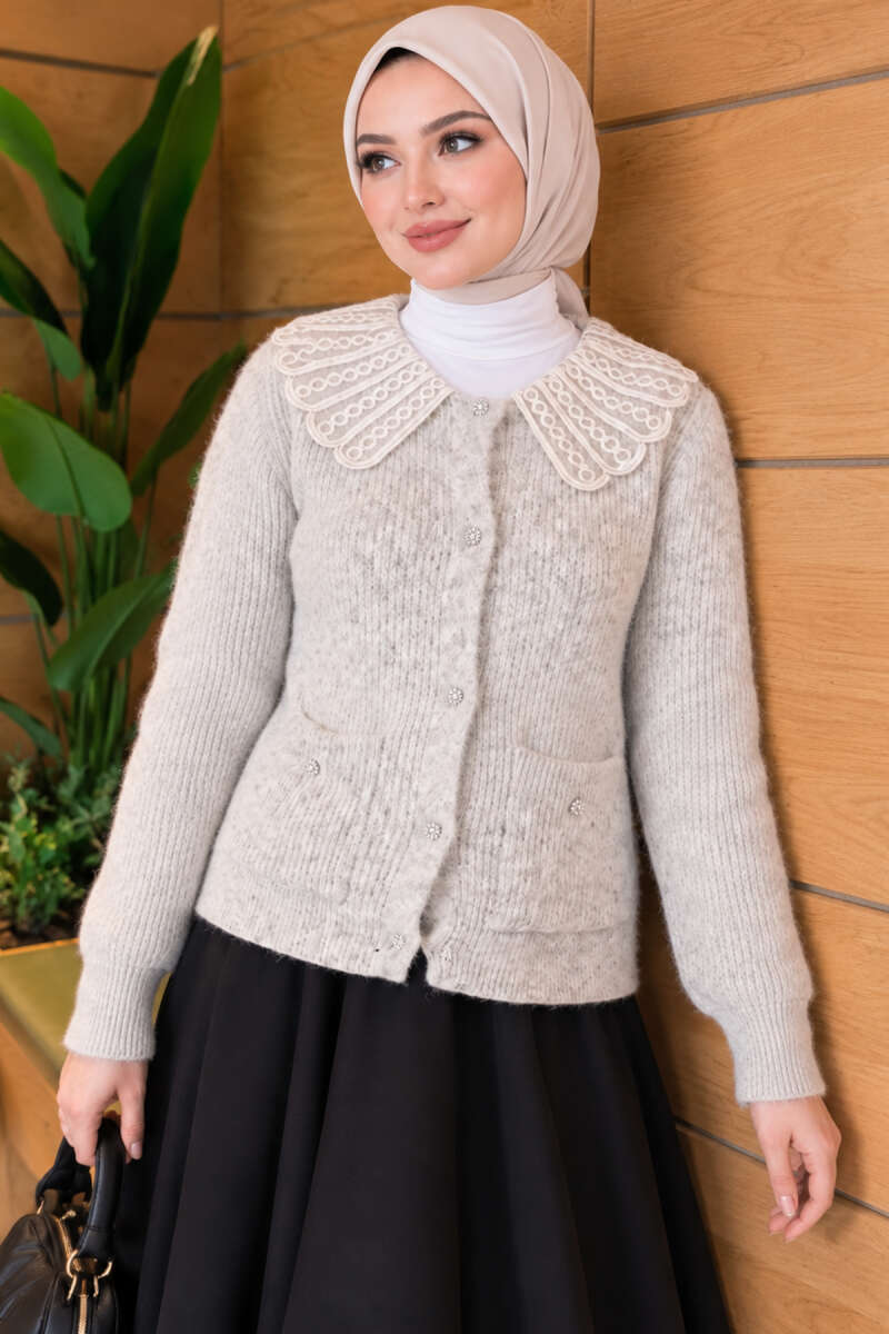 Knit Cardigan with Lace Collar and Two Pockets - Grey