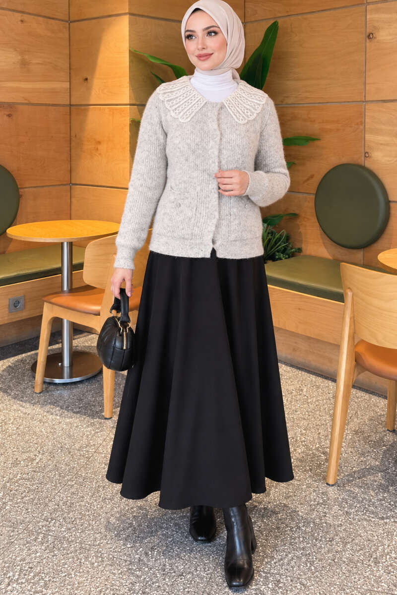 Knit Cardigan with Lace Collar and Two Pockets - Grey