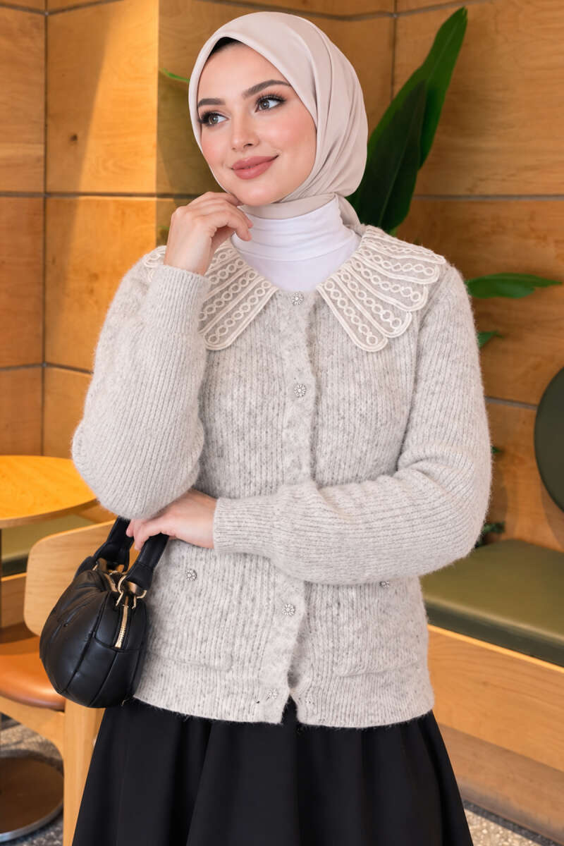 Knit Cardigan with Lace Collar and Two Pockets - Grey