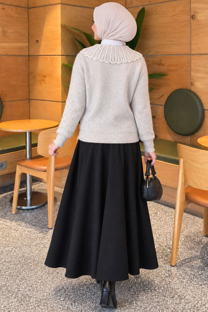 Knit Cardigan with Lace Collar and Two Pockets - Grey