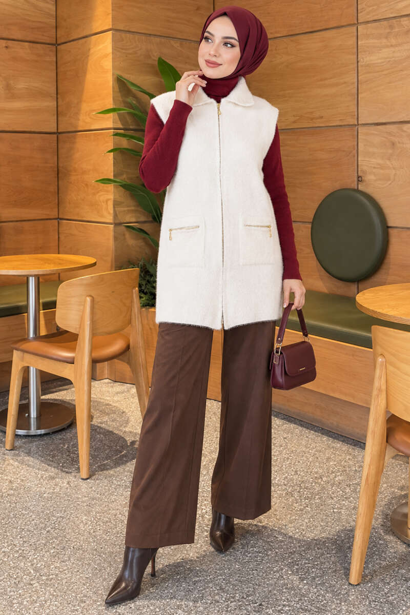 Brushed Vest with Two Pockets - Ecru