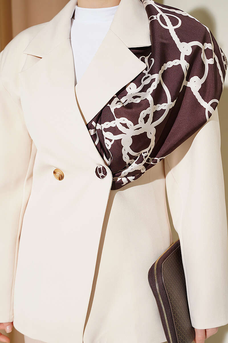 Basic Double-Button Blazer - Beige