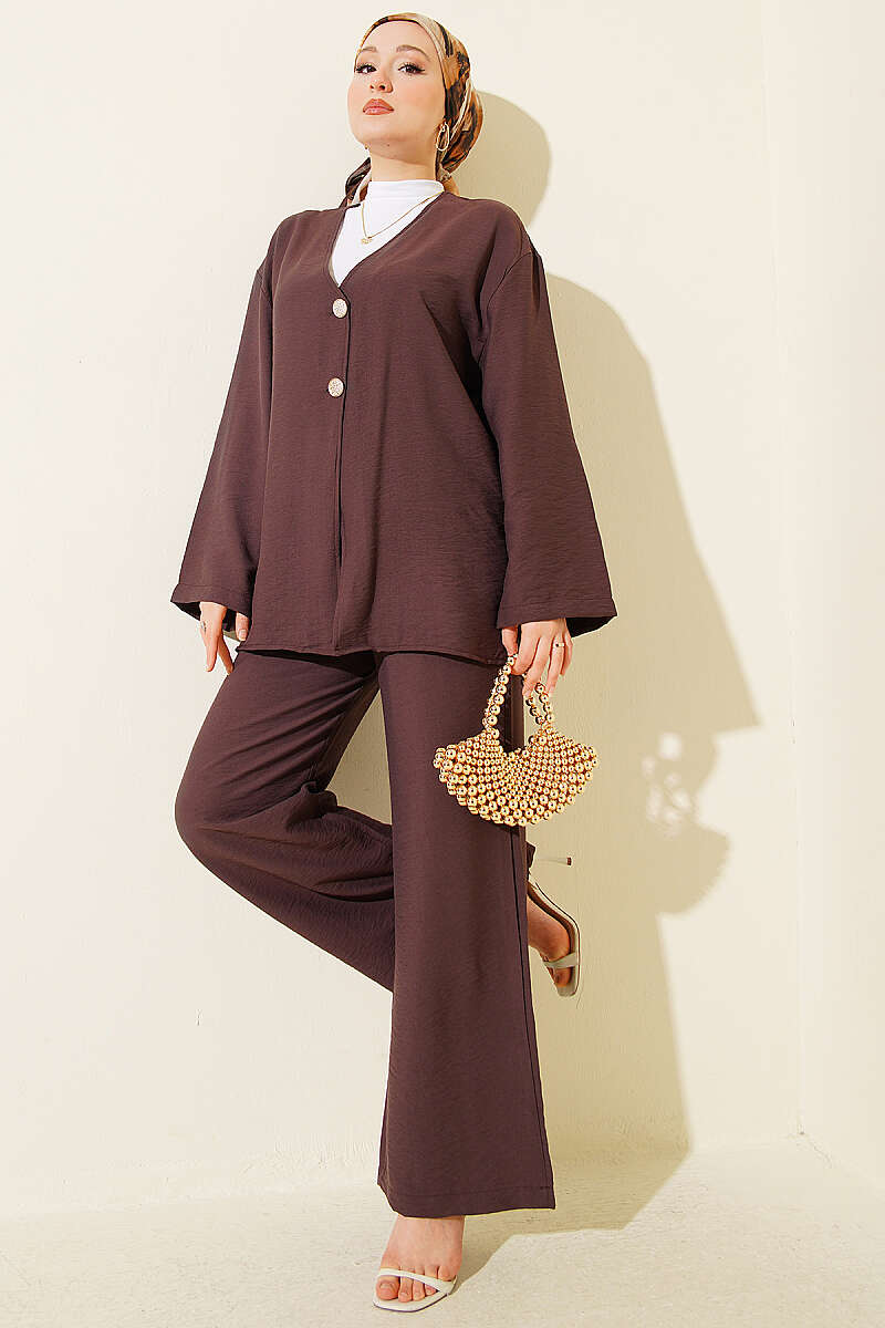 Double-Button Kimono Two-Piece Set - Brown