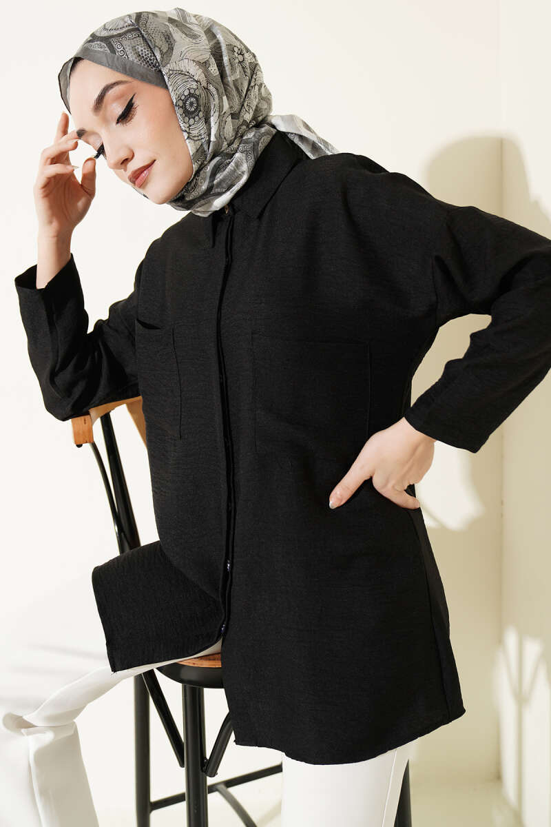Two-Pocket Shirt with Concealed Buttons - Black