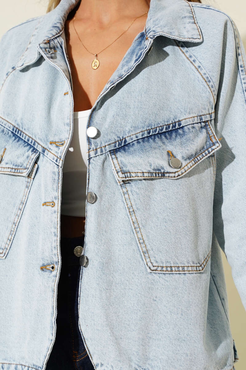 Short Denim Jacket with Two Chest Pockets and Metal Buttons - Ice Blue