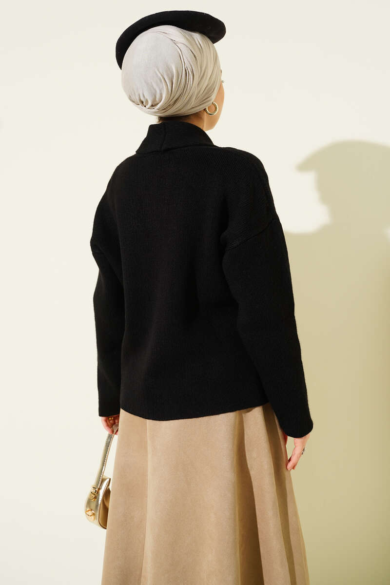 Short Knit Cardigan with Double Gold Buttons - Black