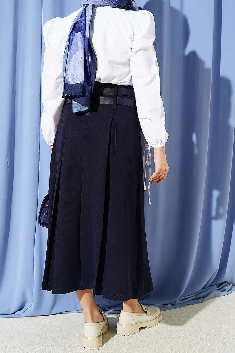 Double-Belt Flared Skirt with Darts - Navy