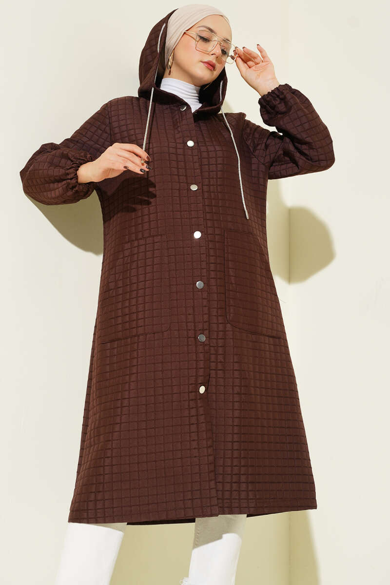Hooded Quilted Cape with Snap Buttons - Brown