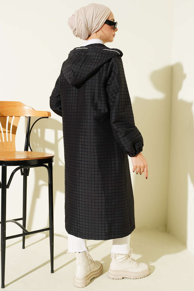 Hooded Quilted Cape with Snap Buttons - Black