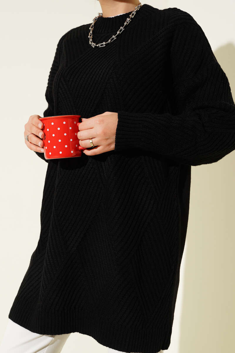 Striped Diamond-Pattern Knit Tunic - Black
