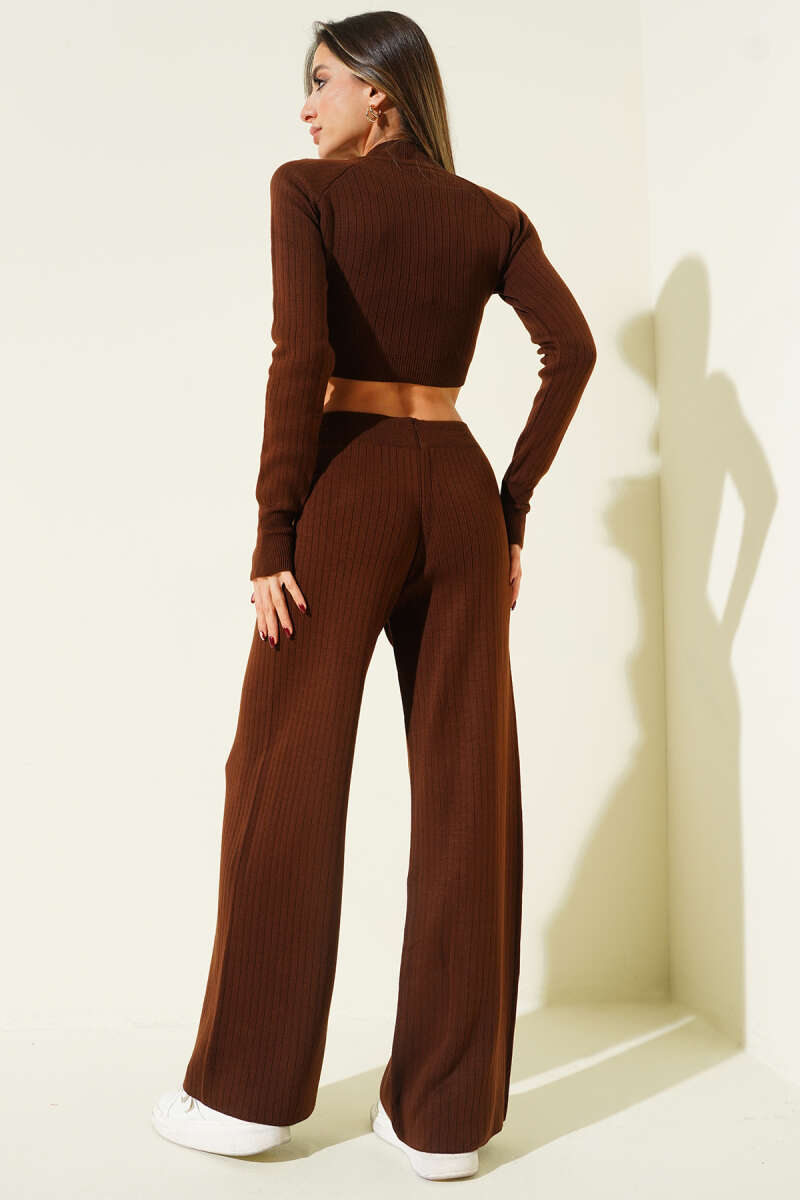 Cropped Knit Two-Piece Set - Brown