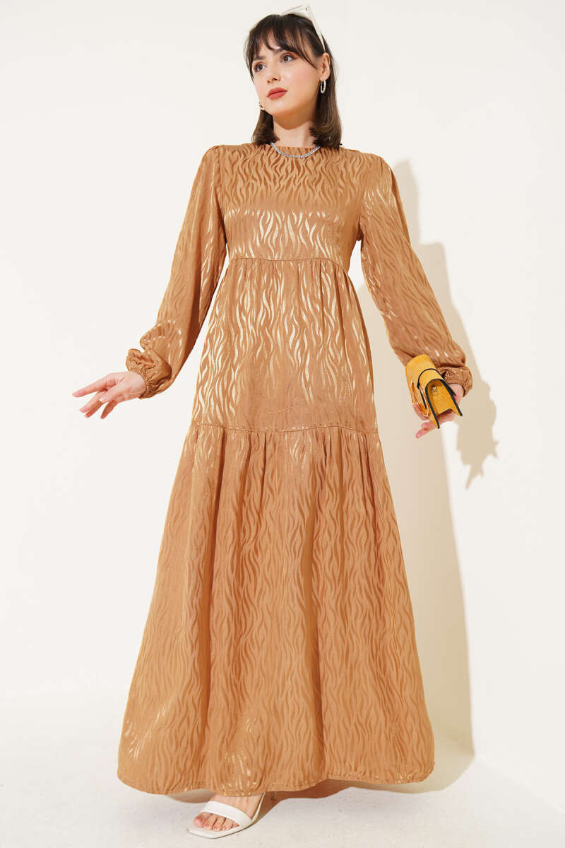 Wave Pattern Jacquard Dress - Camel