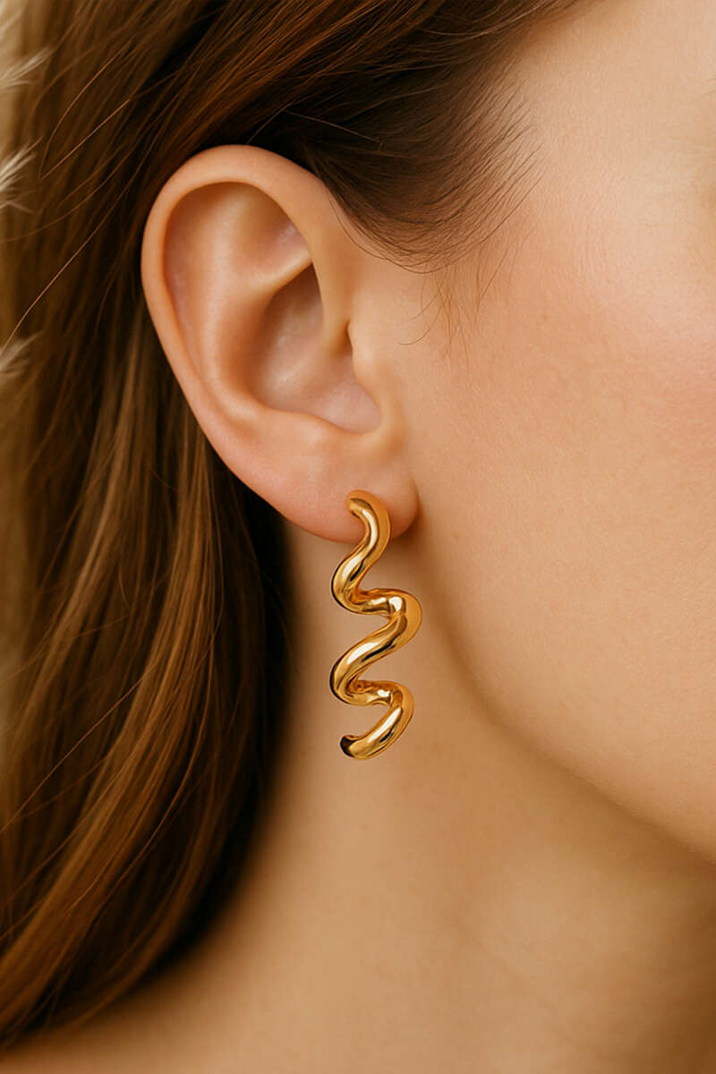 Wave Earrings - Gold