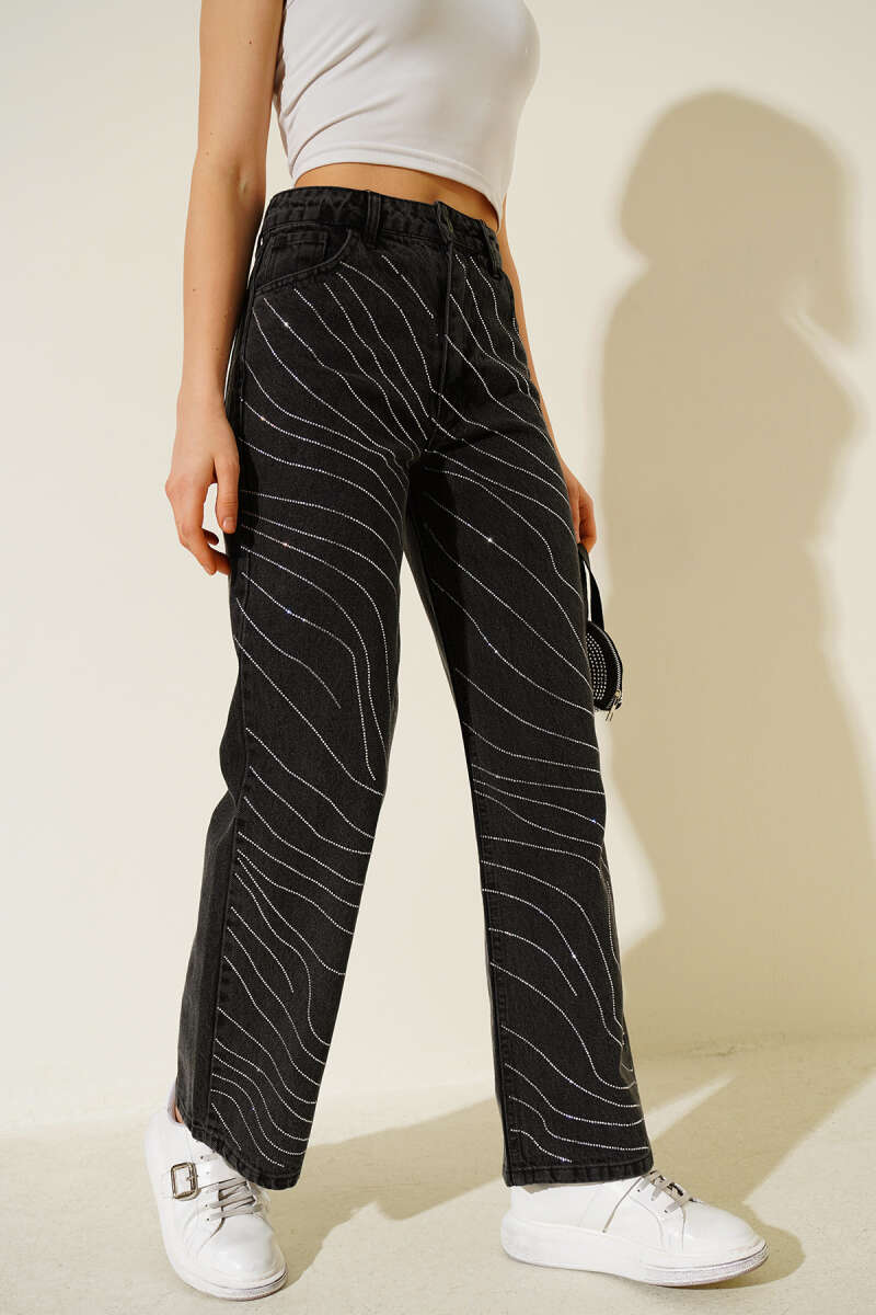 Jeans with Wavy Stone Rows - Black