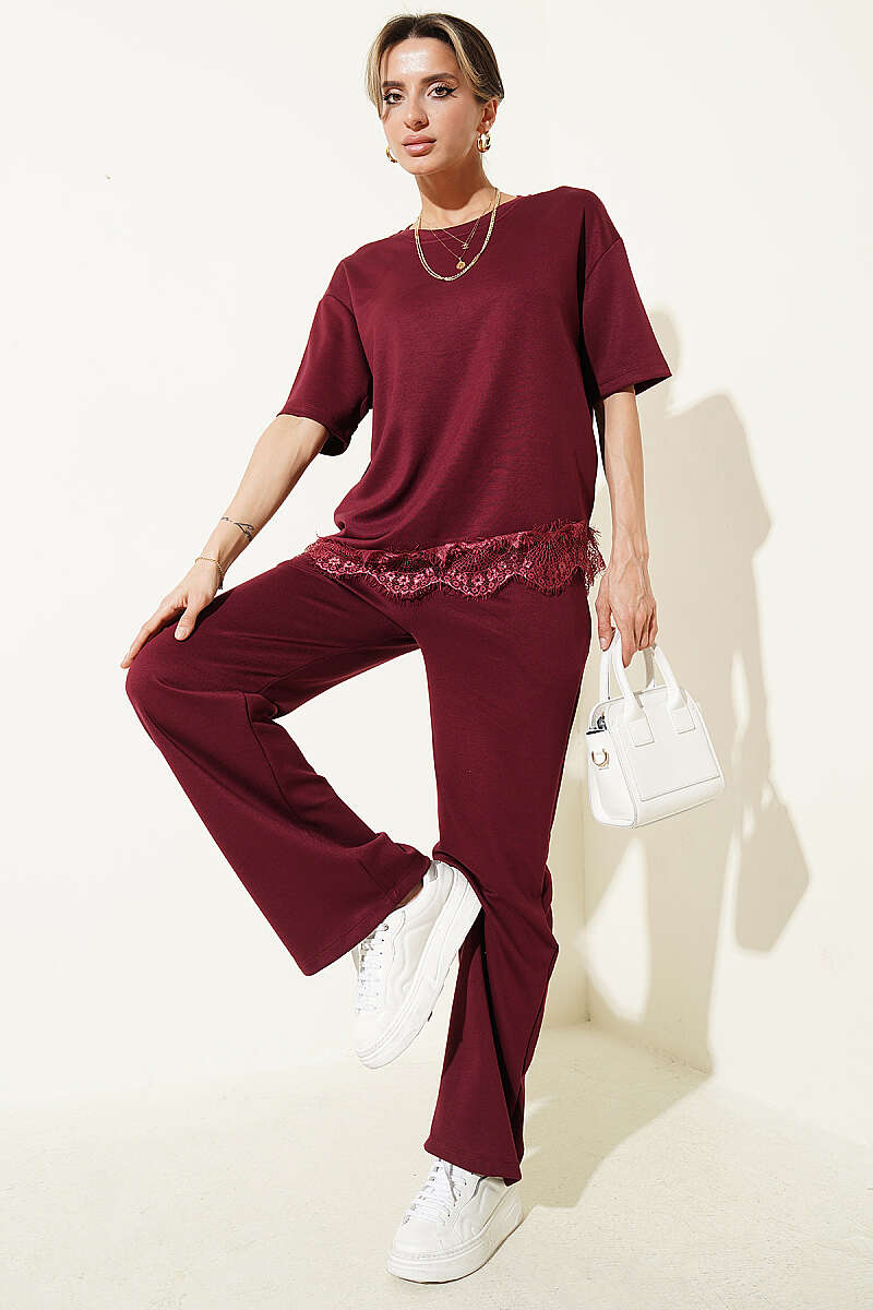 Lace-Detail Two-Piece Set - Burgundy
