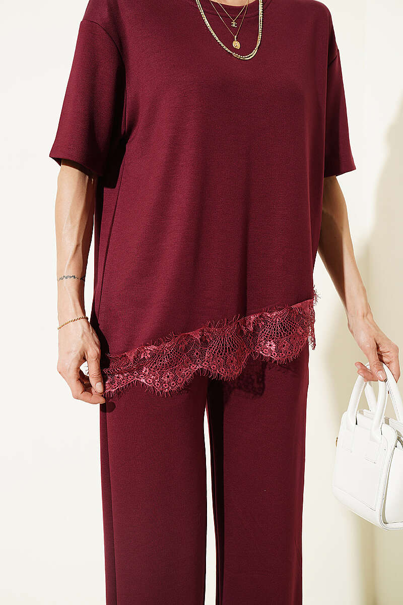 Lace-Detail Two-Piece Set - Burgundy