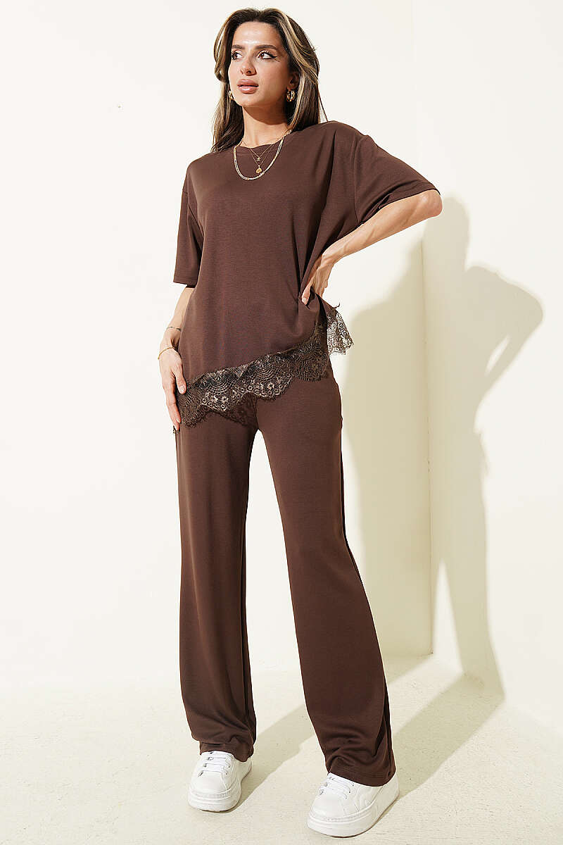 Lace-Detail Two-Piece Set - Brown