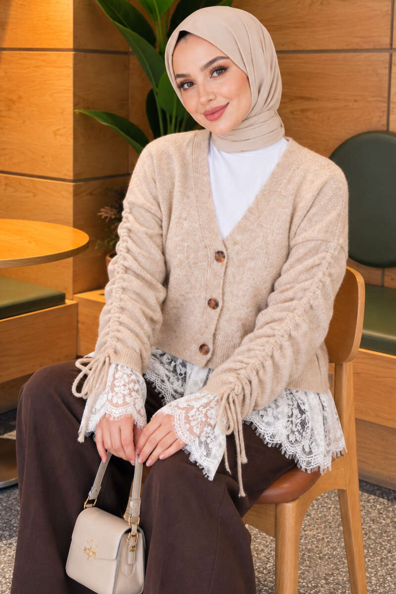 Knit Cardigan with Lace and Gathered Sleeves - Beige