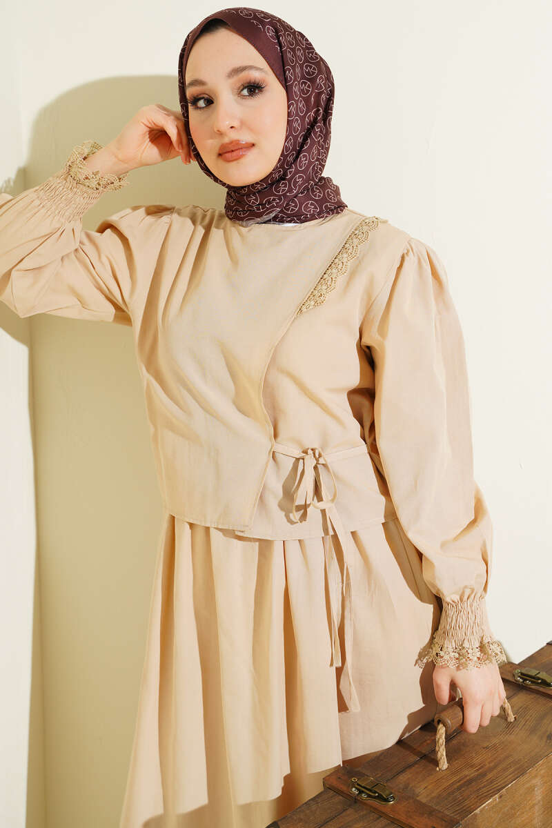 Lace-Detail Poplin Pinafore Dress - Beige