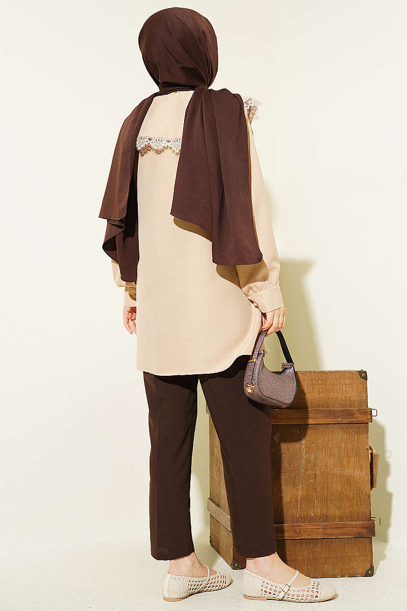 Lace-Edged Sailor-Collar Shirt - Beige