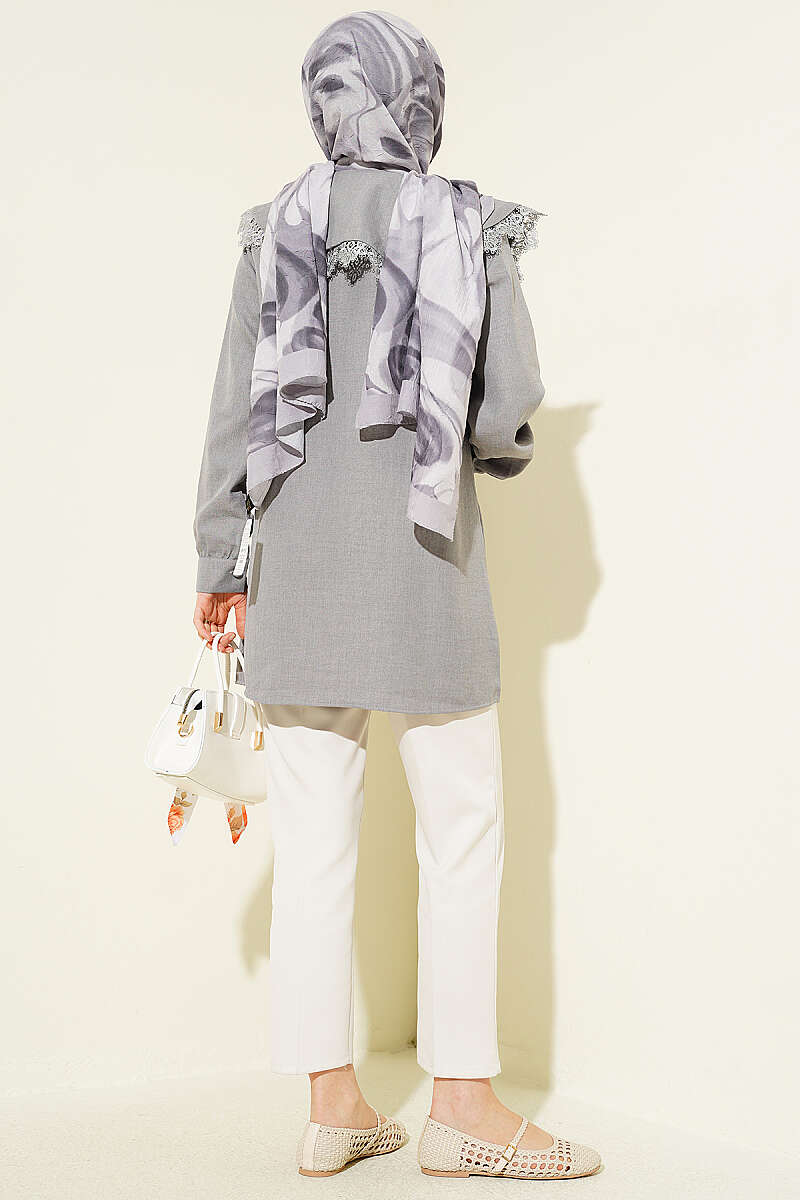Lace-Edged Sailor-Collar Shirt - Grey
