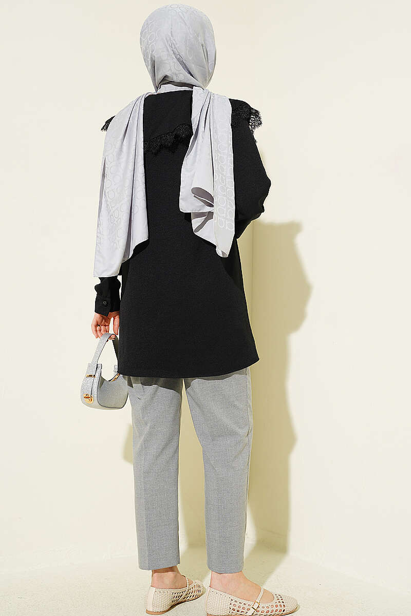 Lace-Edged Sailor-Collar Shirt - Black