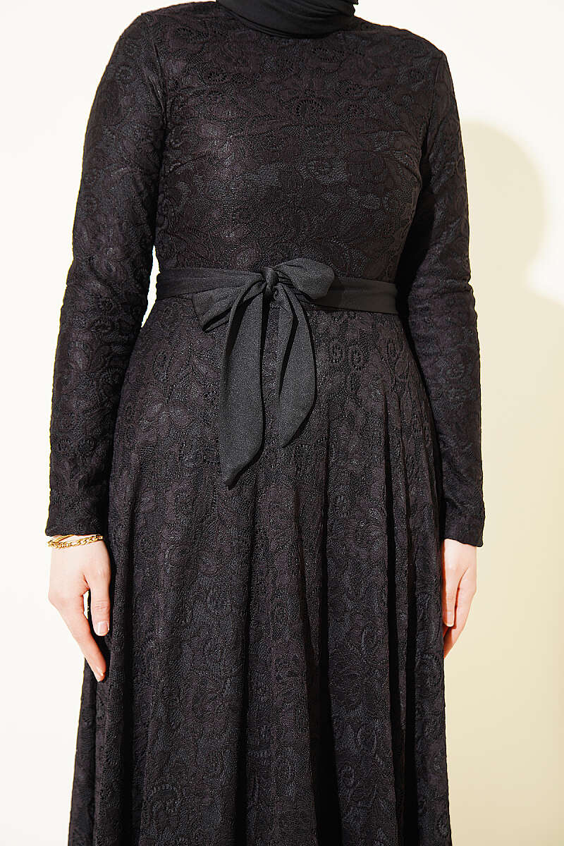Belted Lace-Embroidered Evening Dress - Black