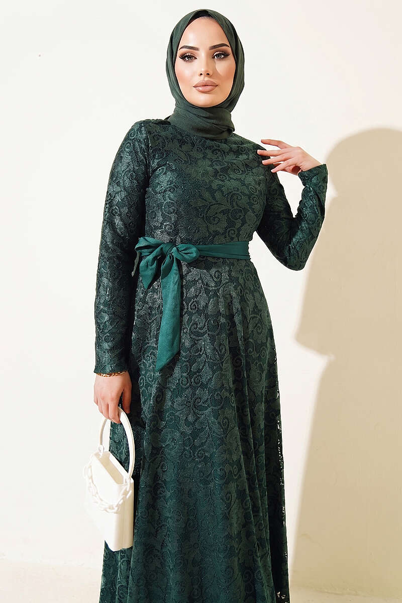 Belted Lace-Embroidered Evening Dress - Emerald
