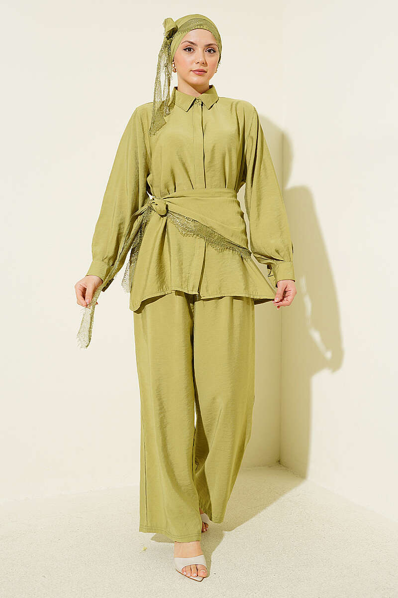 Concealed-Button Set with Lace Scarf - Almond Green
