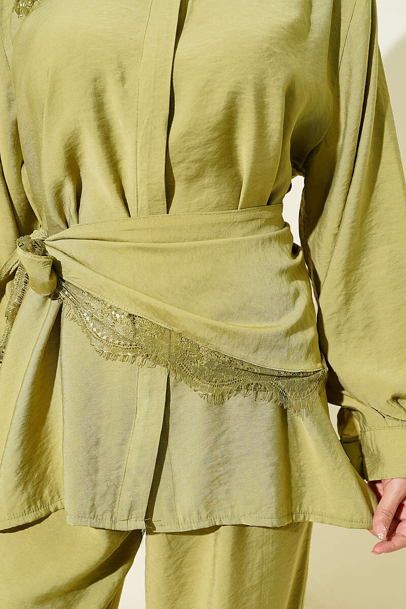 Concealed-Button Set with Lace Scarf - Almond Green