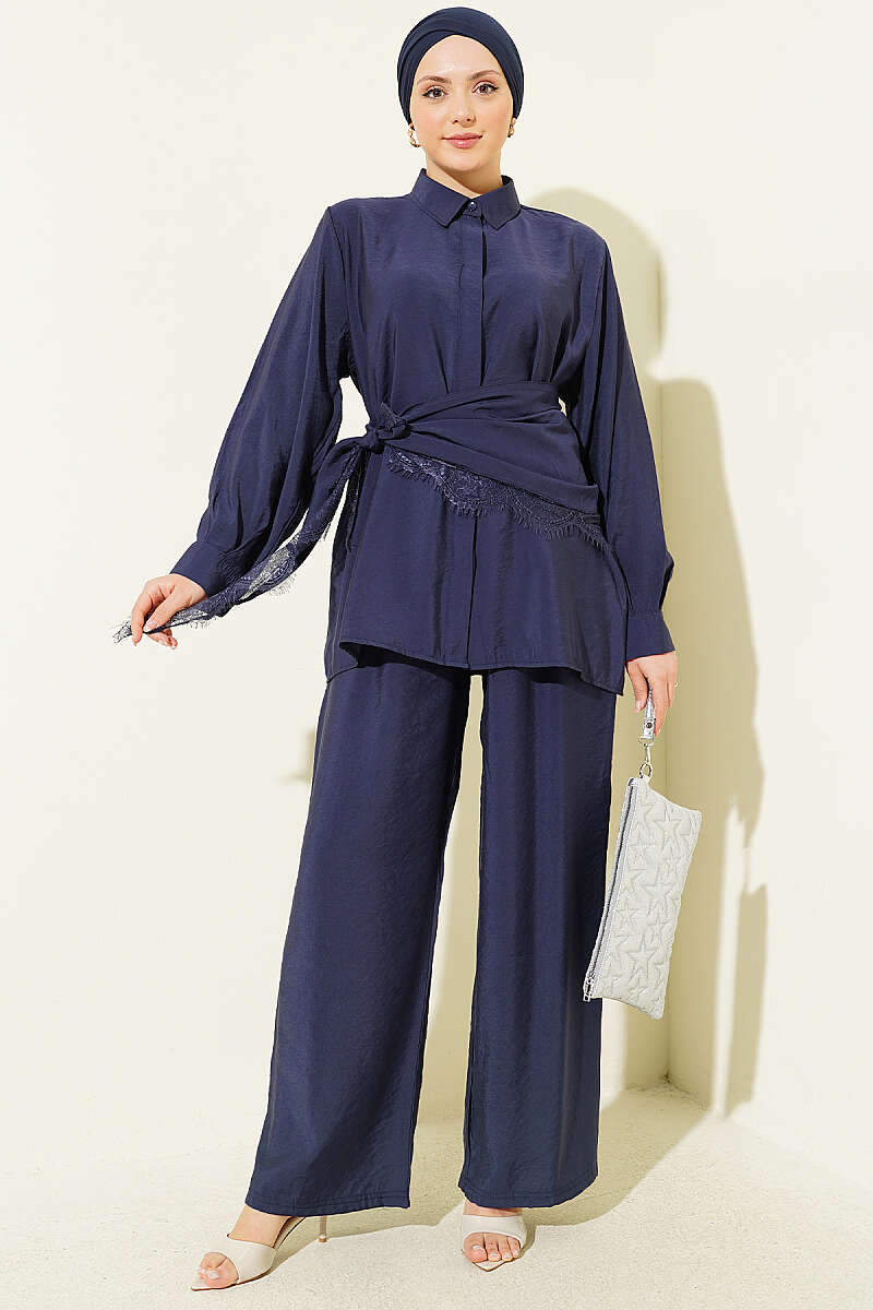 Concealed-Button Set with Lace Scarf - Navy
