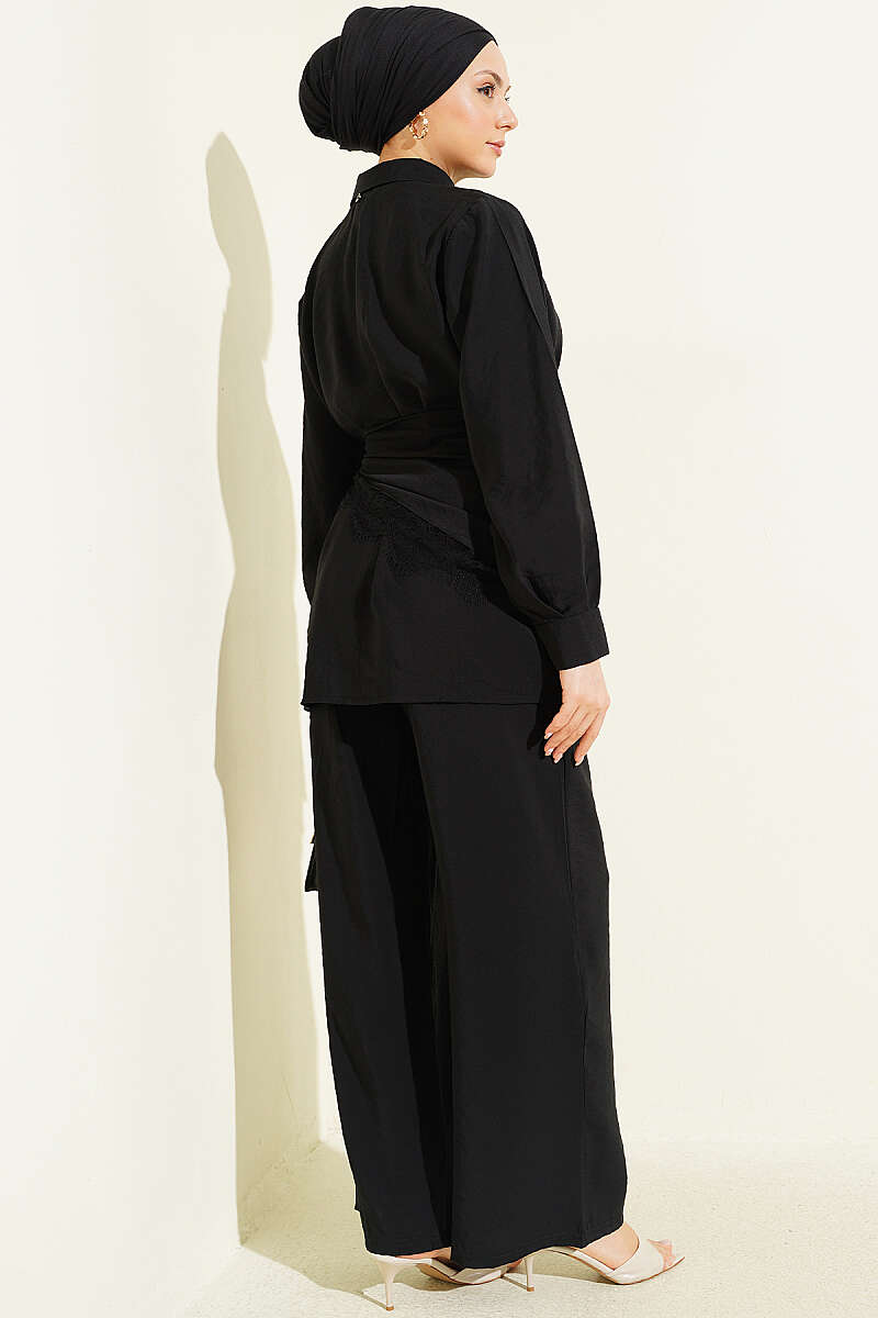 Concealed-Button Set with Lace Scarf - Black