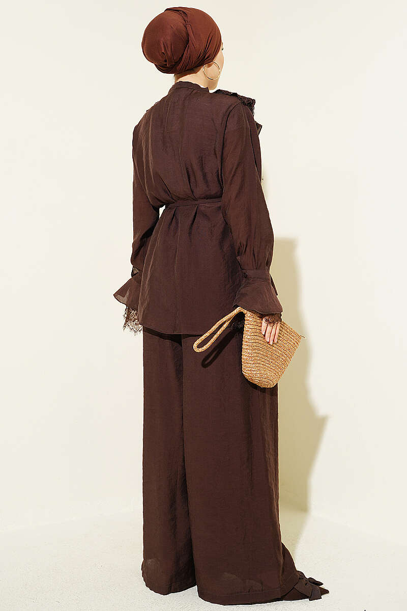Loose Two-Piece Set with Lace Trim - Brown
