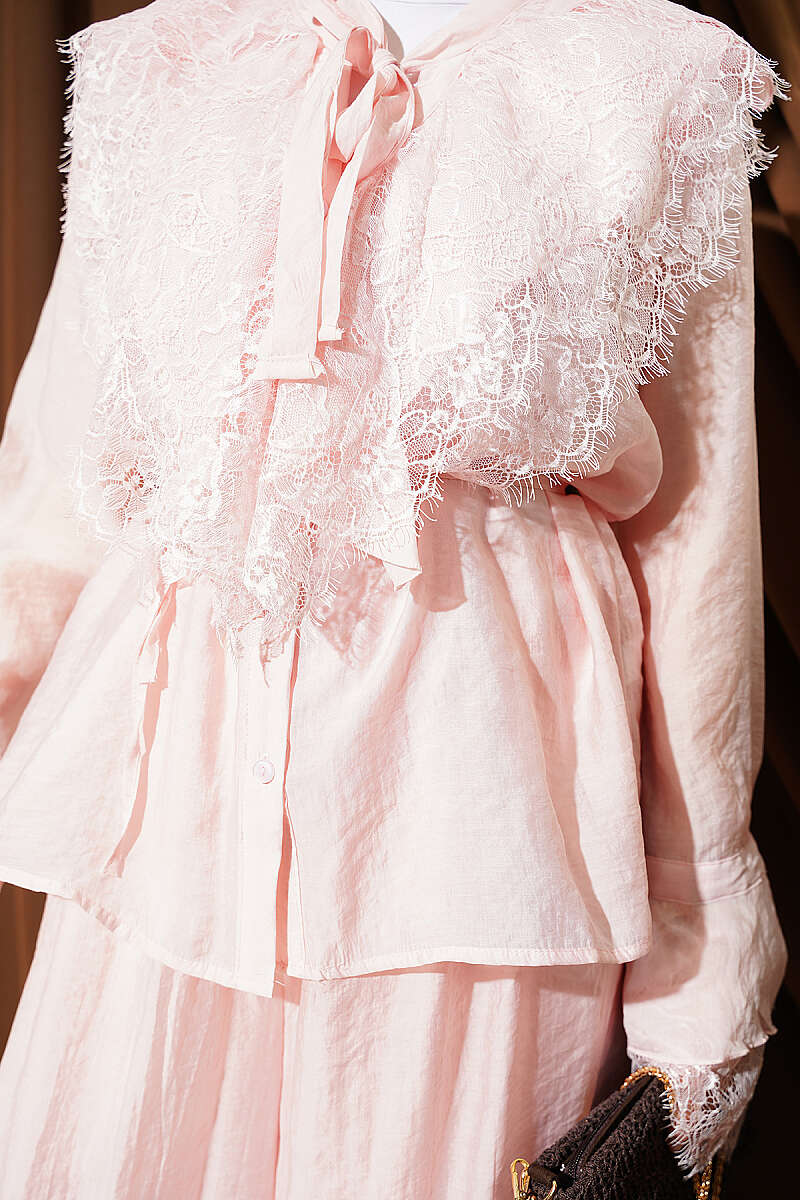 Loose Two-Piece Set with Lace Trim - Pink
