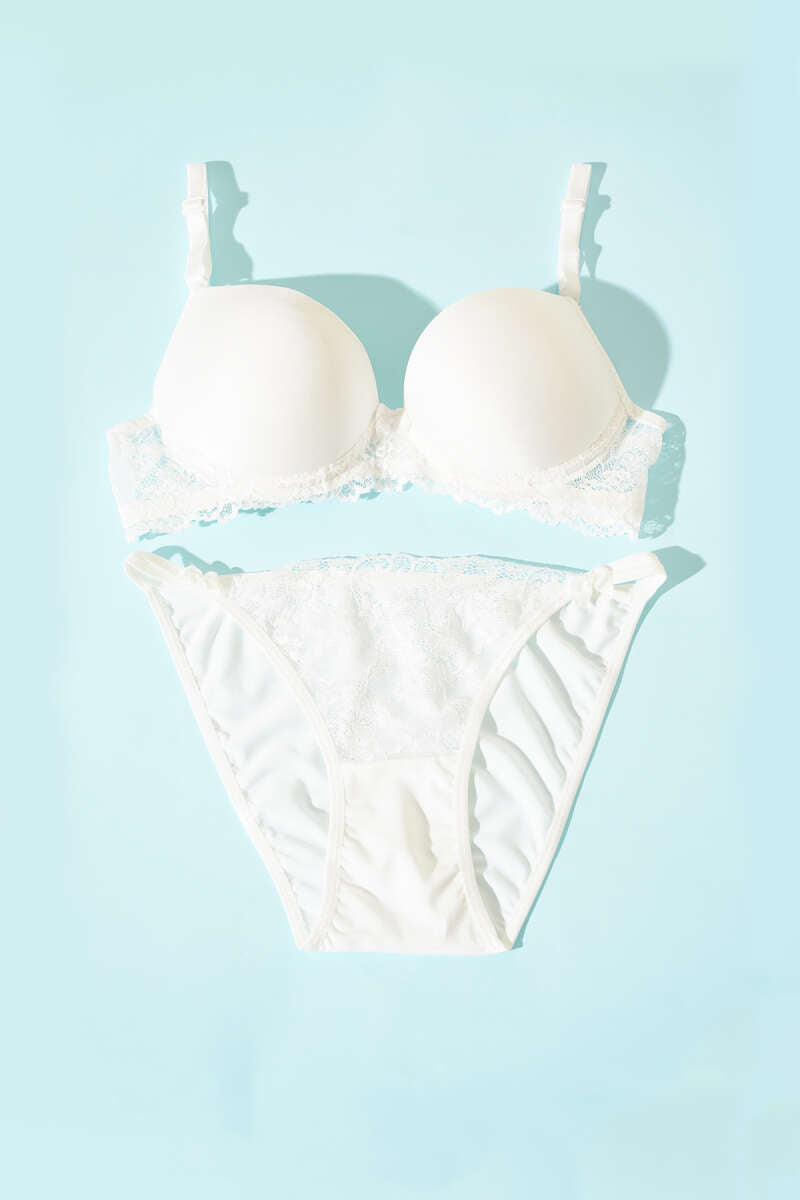 Padded Glossy Lace Bra Set - Ecru
