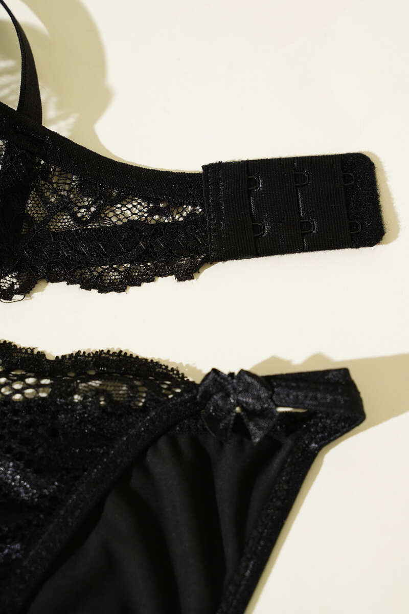 Padded Glossy Lace Bra Set - Black
