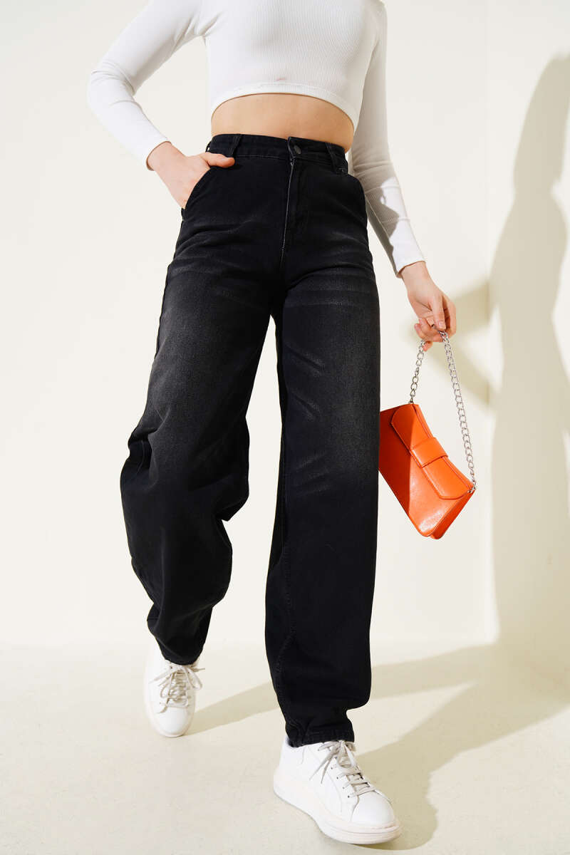 Slim-Leg Baggy Jeans - Smoke Grey