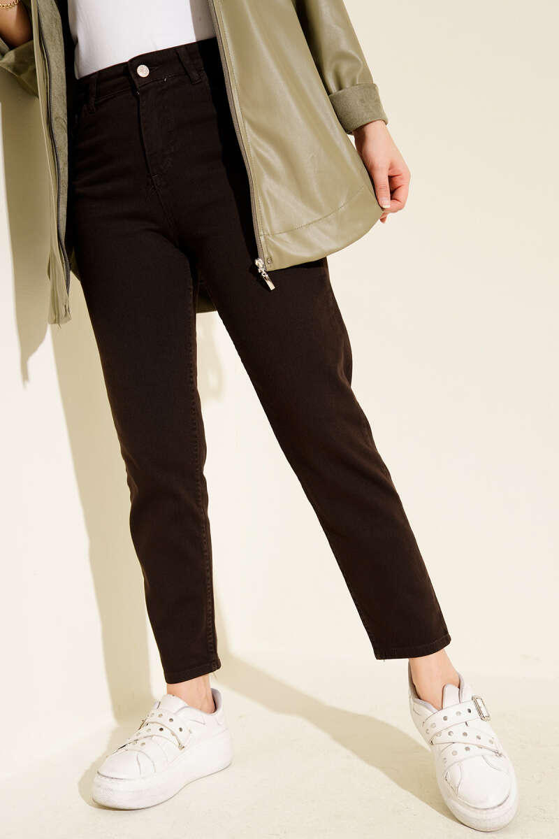 Slim-Leg Trousers - Brown
